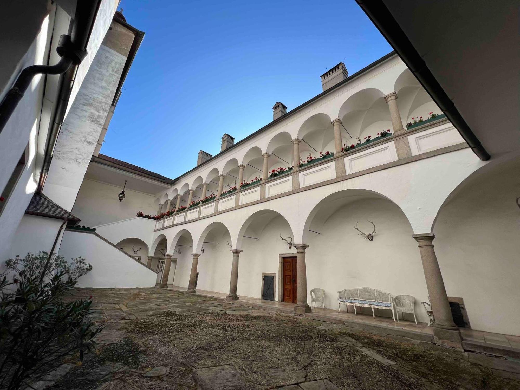 הוילה Schwertberg Charming Castle In Austria מראה חיצוני תמונה